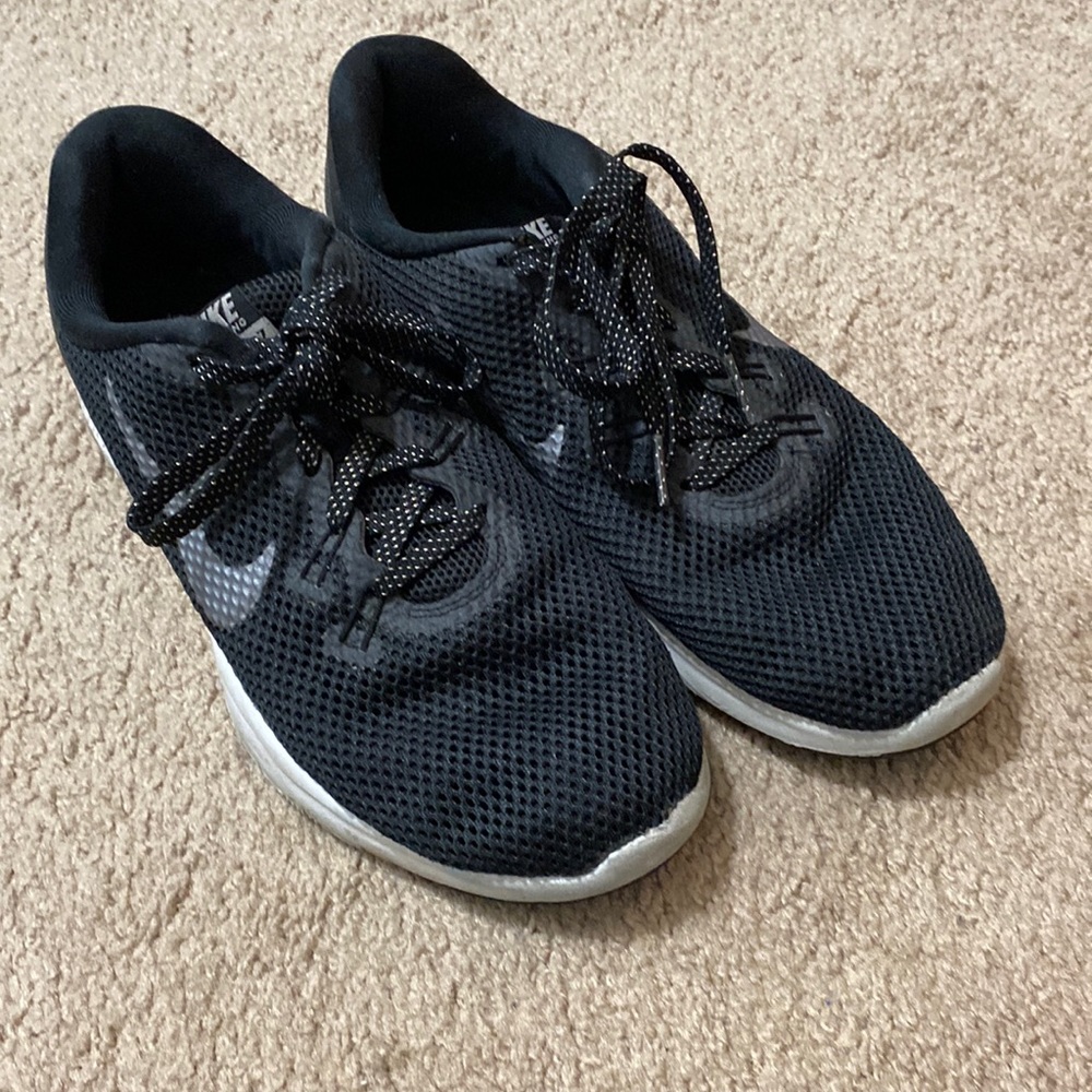 Size 8.5 Nike Training Flex TR 7